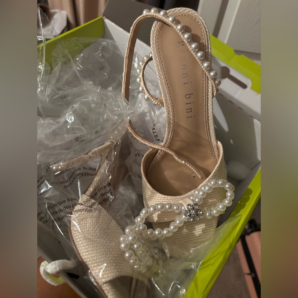 Pearl Beige Slingback Heels